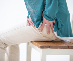 整体スペースひまわりでは、腰椎分離症・すべり症の原因を見つけ、根本的な原因になっているところにアプローチすることで改善を目指します。